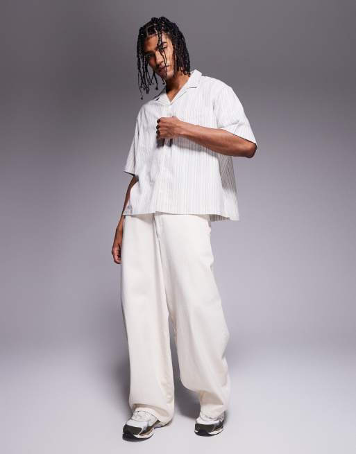 ASOS DESIGN boxy volume oversized seersucker shirt in blue stripe, 3 of 4