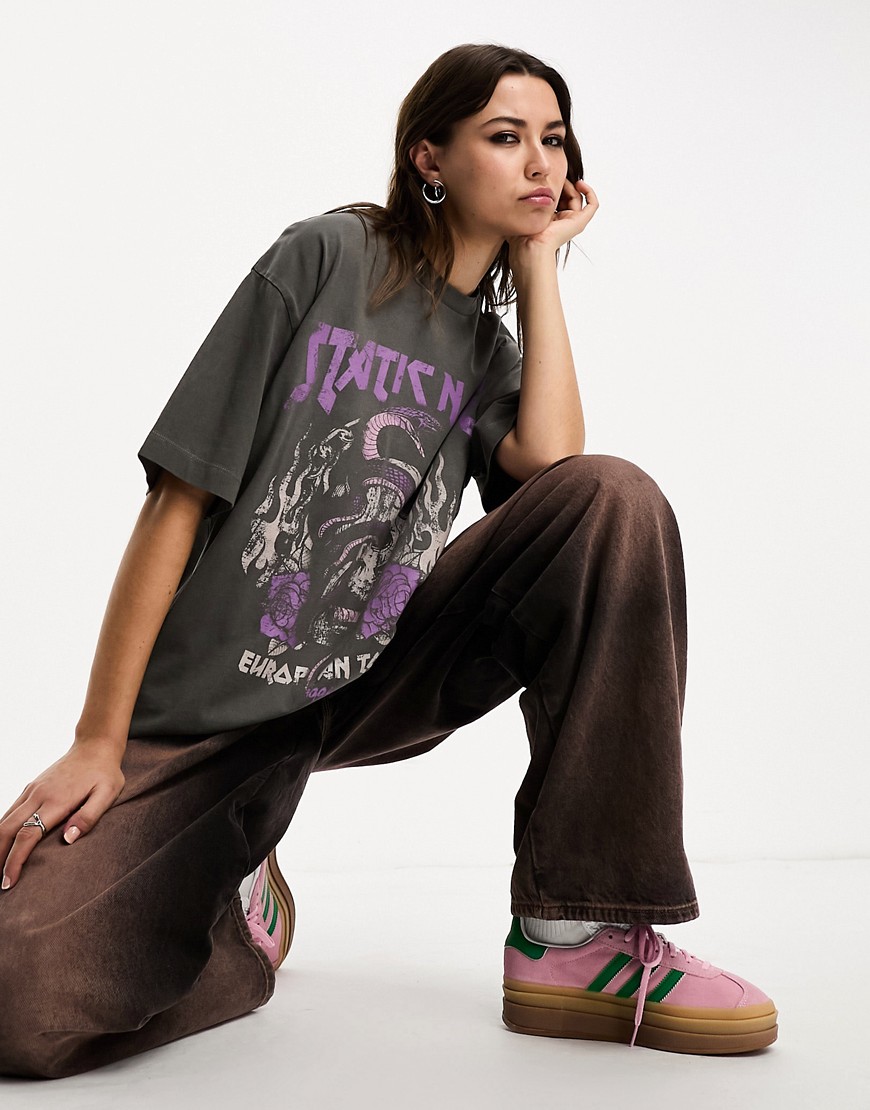 boyfriend fit t-shirt with purple rock graphic in washed black