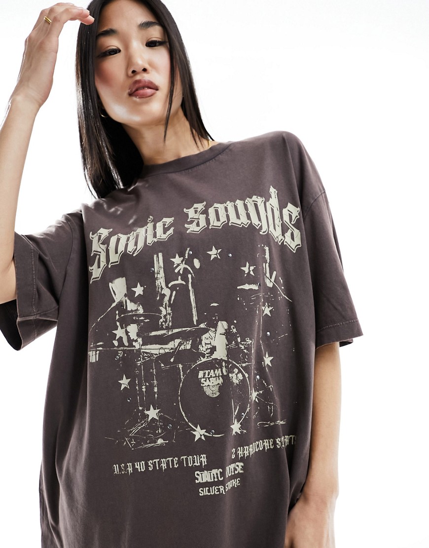 ASOS DESIGN boyfriend fit t-shirt with sonic sounds 70s studded rock graphic in washed brown