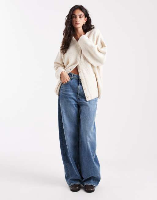 ASOS DESIGN – Boyfriend-Strickjacke aus Bouclé in Cremeweiß, 4 von 4