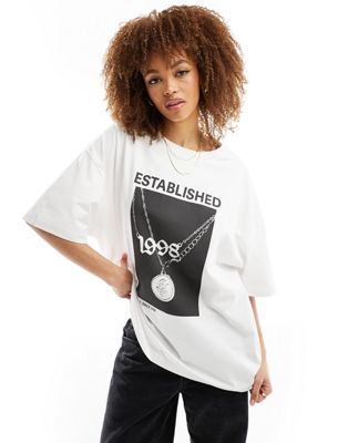 Asos Design Boyfriend T-shirt With Established Chain Graphic In White