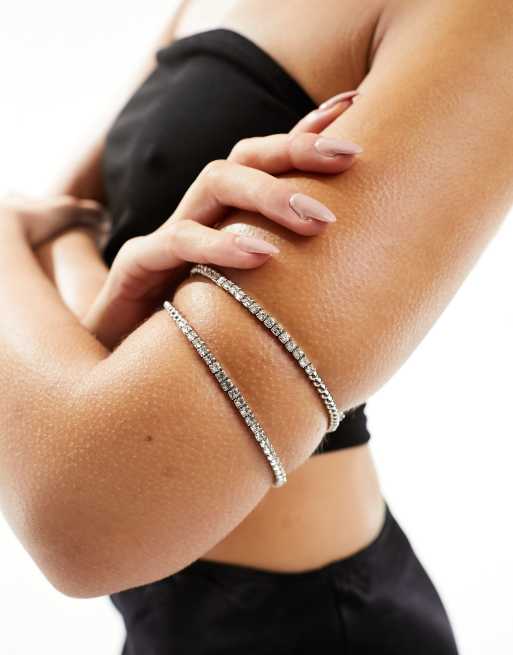 ASOS DESIGN - Bracciale avvolgente argentato con cristalli e perline