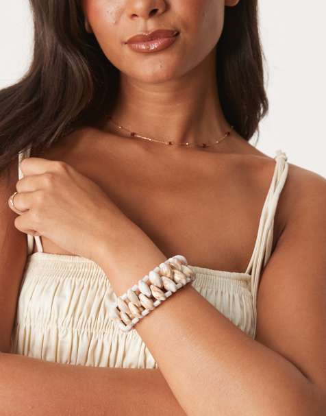 ASOS DESIGN - Bracciale elasticizzato a fascia con conchiglie sintetiche - view 1