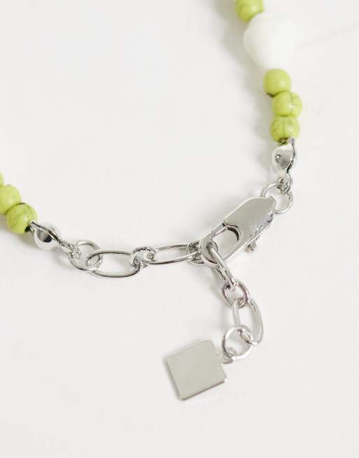 ASOS DESIGN - Bracelet avec mini coquillages fantaisie - Vert et blanc, 2 de 3