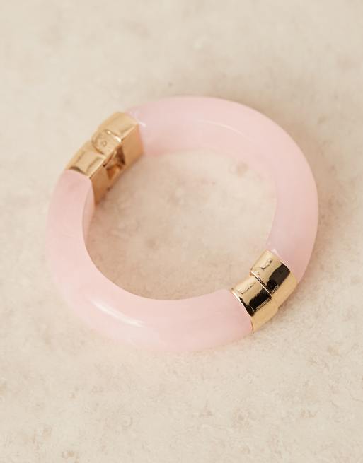 ASOS DESIGN - Bracelet jonc en résine avec détail en métal - Rose, 2 de 3