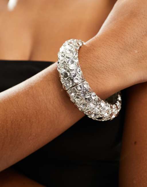 ASOS DESIGN – Bransoletka bangle w odcieniu srebra wysadzana kryształkami na całości