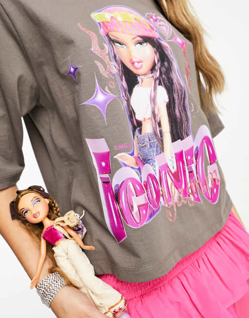 ASOS DESIGN Bratz licence boxy t-shirt with front print in charcoal, 2 of 4