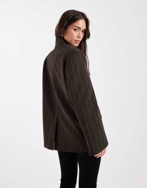 ASOS DESIGN – Brązowa kopertowa marynarka oversize w prążki, 2 z 4