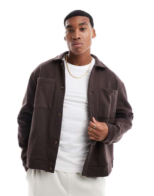 ASOS DESIGN – Brązowa kurtka oversize z grubego dżerseju zapinana na guziki i z ozdobnymi kieszeniami