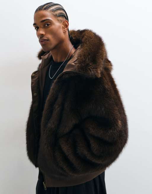 ASOS DESIGN – Brązowa kurtka oversize ze sztucznego futra z kapturem, 5 z 5