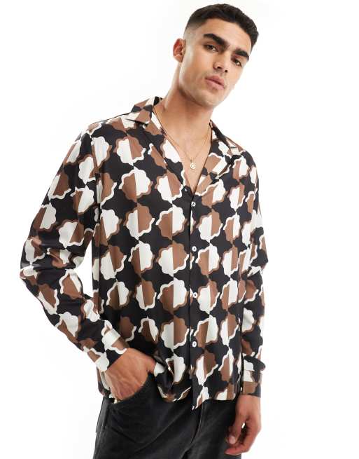 ASOS DESIGN – Brązowa, luźna koszula z kołnierzykiem kubańskim, w geometryczny wzór