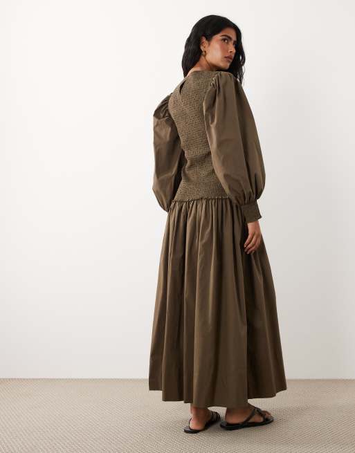 ASOS DESIGN – Brązowa marszczona sukienka maxi z popeliny, 4 z 4