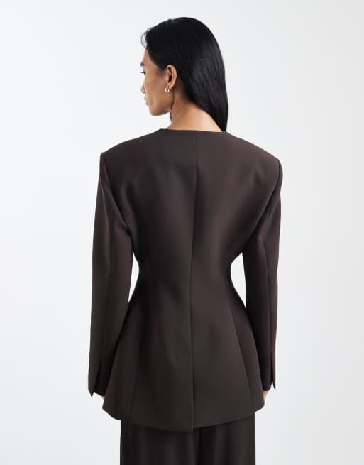 ASOS DESIGN – Brązowa marynarka bez kołnierza z wysokim dekoltem, 3 z 4
