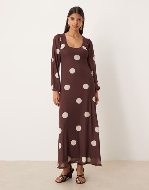 ASOS DESIGN – Brązowa sukienka maxi w groszki z balonowymi rękawami - view 1