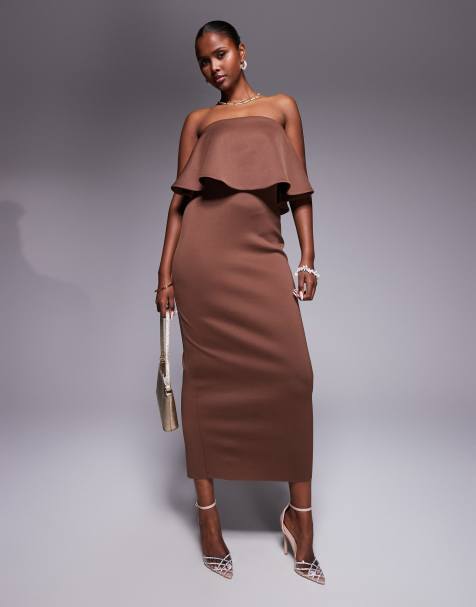 ASOS DESIGN – Brązowa sukienka midi z dekoltem bandeau z falbaną, z materiału nurek - view 1