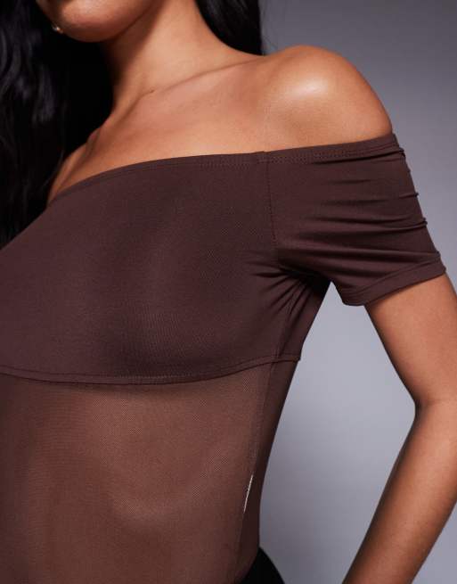 ASOS DESIGN – Brązowe body z dekoltem bardot i siateczkową wstawką, 3 z 4