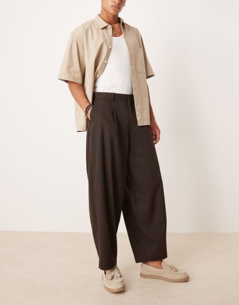 ASOS DESIGN – Brązowe eleganckie spodnie o szerokim kroju z poszerzanymi nogawkami z domieszką wełny we wzór w jodełkę - view 1