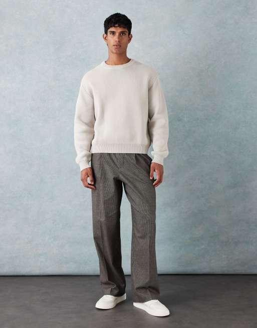 ASOS DESIGN – Brązowe eleganckie spodnie w jodełkę z szerokimi nogawkami, zakładkami z przodu i elastyczną taśmą w talii