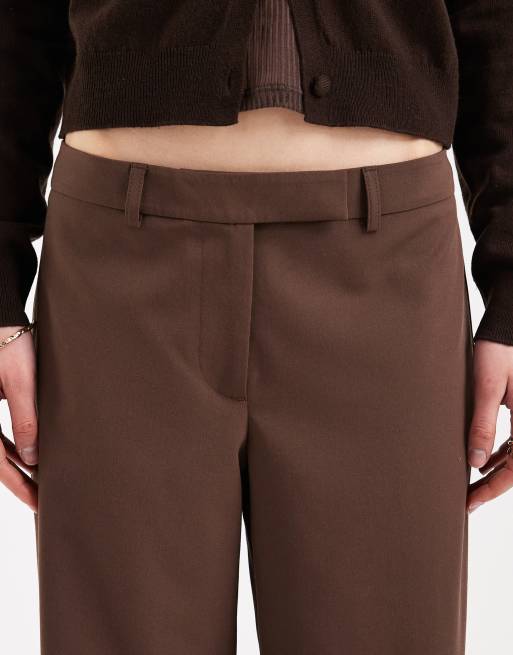 ASOS DESIGN – Brązowe eleganckie spodnie z niskim stanem w stylu 90., 3 z 5