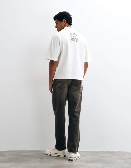 ASOS DESIGN – Brązowe jeansy o prostym kroju z efektem vintage, 5 z 5