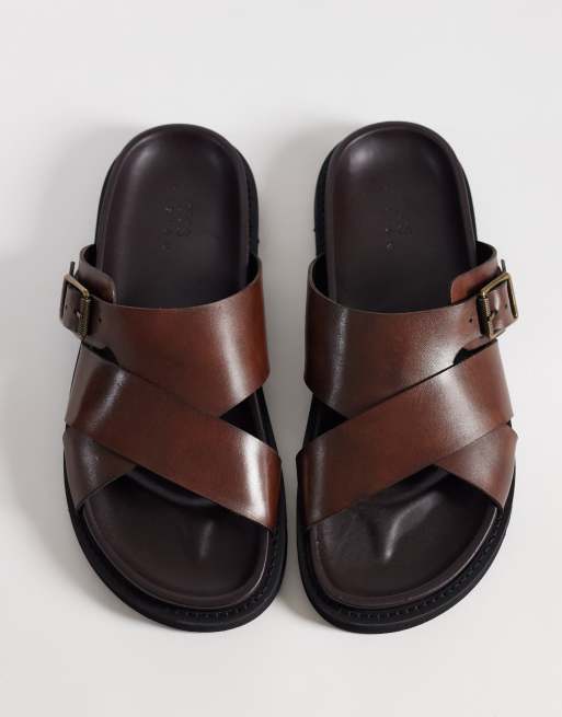 ASOS DESIGN – Brązowe skórzane sandały ze skrzyżowanymi paskami, 2 z 4