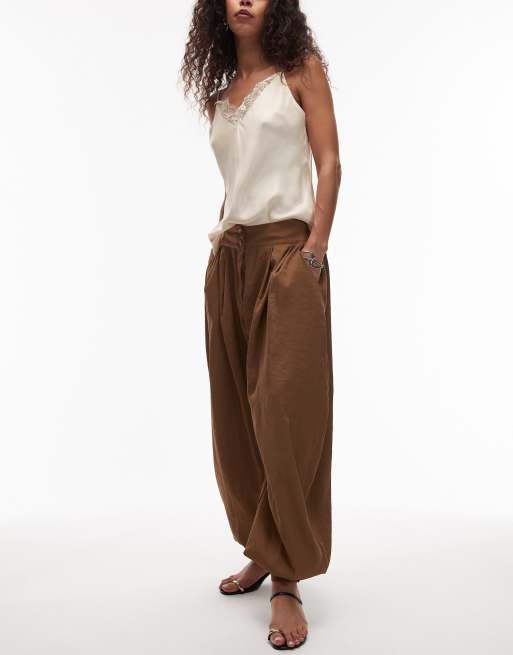ASOS DESIGN – Brązowe spodnie oversize z balonowymi nogawkami, 4 z 5