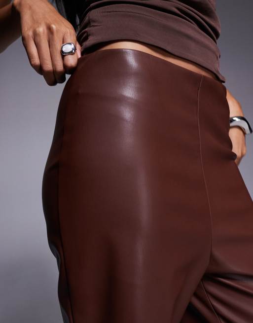 ASOS DESIGN – Brązowe spodnie z imitacji skóry, 4 z 5