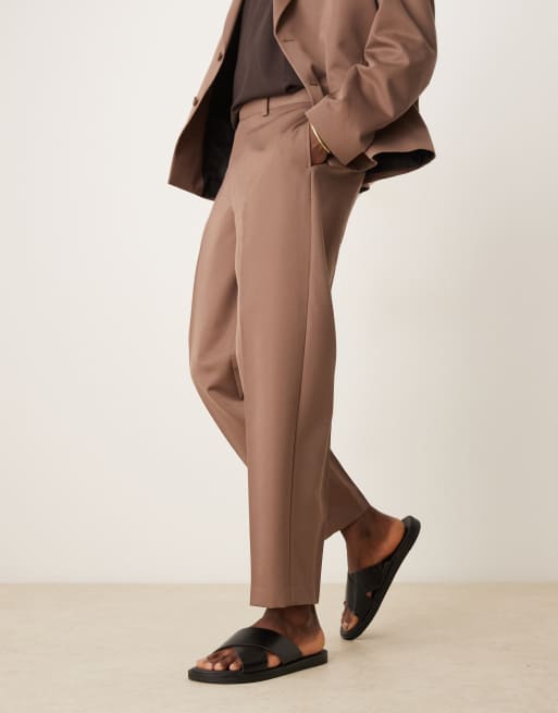 ASOS DESIGN – Brązowe zwężane spodnie garniturowe oversize, 2 z 5