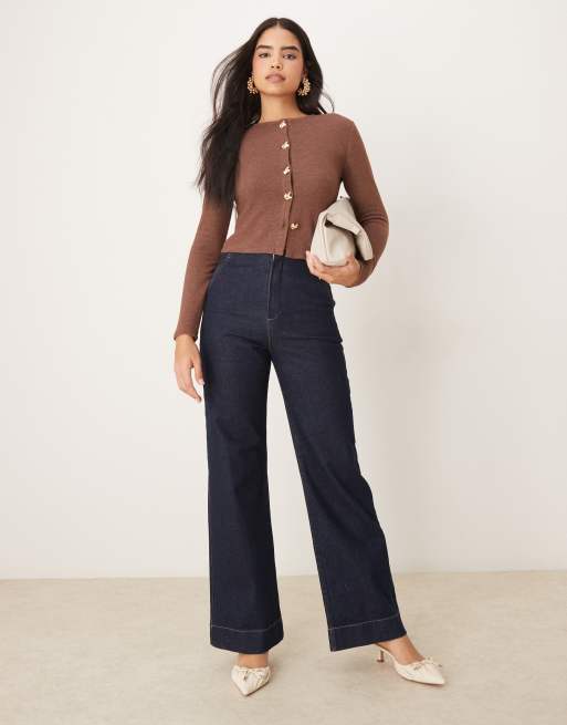 ASOS DESIGN – Brązowy bardzo miękki kardigan ze złotymi guzikami, 2 z 4