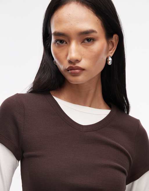 ASOS DESIGN – Brązowy dwuwarstwowy top z zabudowanym dekoltem w szpic, 3 z 4