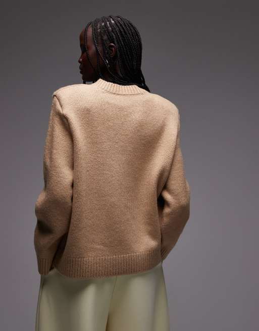 ASOS DESIGN – Brązowy dzianinowy sweter z poduszkami na ramionach, 4 z 4
