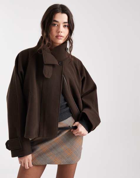 ASOS DESIGN – Brązowy krótki elegancki płaszcz o fasonie peleryny - view 1
