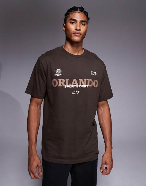 ASOS DESIGN – Brązowy luźny T-shirt z grafiką z motywem miastem - view 1