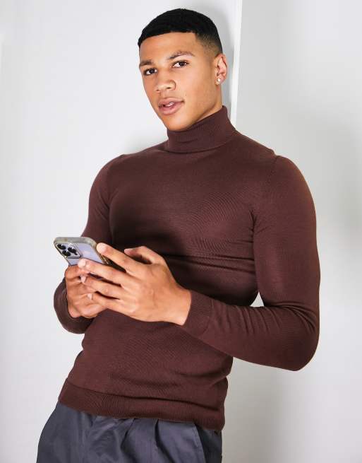 ASOS DESIGN – Brązowy sweter z wełny merino premium o kroju podkreślającym sylwetkę z odwijanym golfem