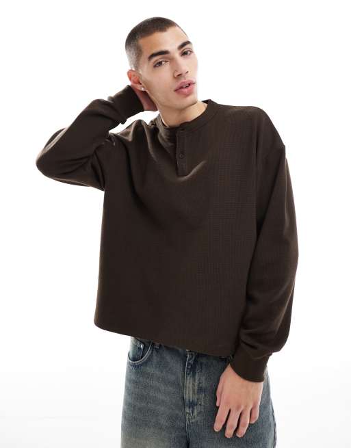 ASOS DESIGN – Brązowy T-shirt henley oversize o pudełkowym kroju i waflowej teksturze z długim rękawem