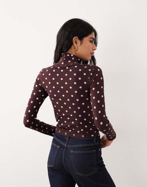 ASOS DESIGN – Brązowy top z długimi rękawami i golfem w groszki, 4 z 4