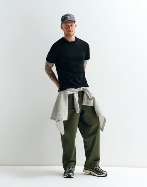ASOS DESIGN breatheMAX™ Adaptive regular fit t-shirt i svart bomullsmix, 4 av 8