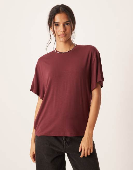 ASOS DESIGN - Breathemax - Bordeaux draperet T-shirt i lyocell