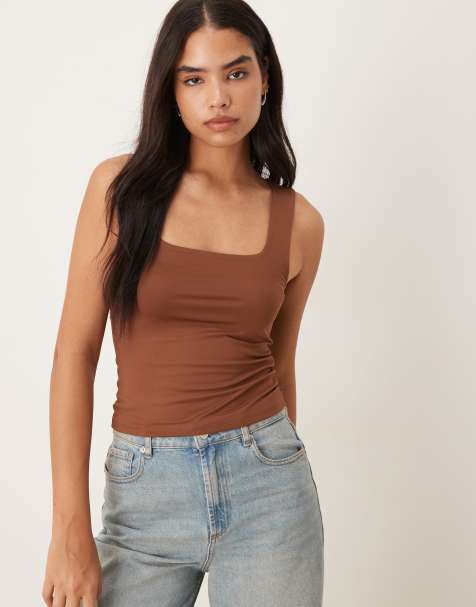 ASOS DESIGN - BreatheMAX™ - Brun cami-top med firkantet hals i polyamid - view 1