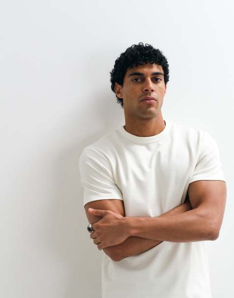 ASOS DESIGN – BreatheMAX™ – Gruby kremowy T-shirt z okrągłym dekoltem z mieszanki bawełny - view 1