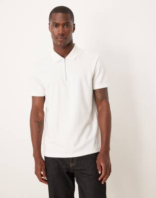 breatheMAX™ heavyweigh zip polo in white