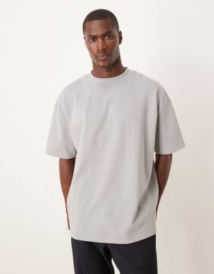 breatheMAX™ heavyweight oversized T-shirt in gray