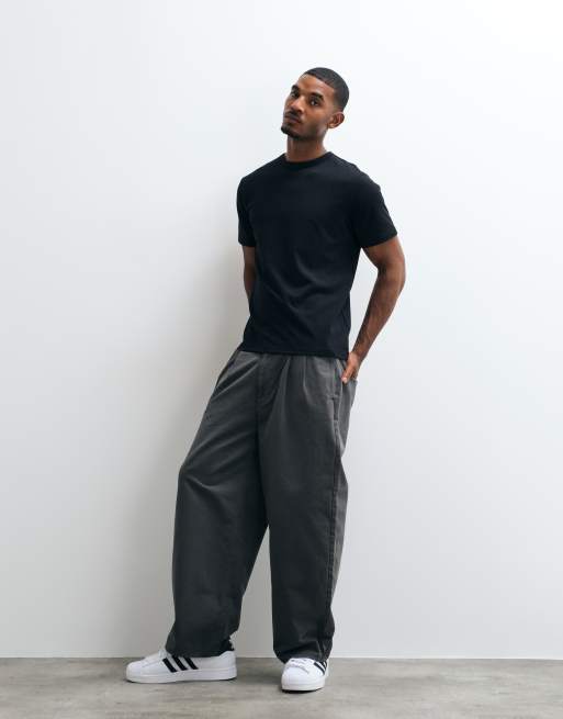 ASOS DESIGN breatheMAX™ heavyweight regular fit t-shirt in black cotton blend, 4 of 5