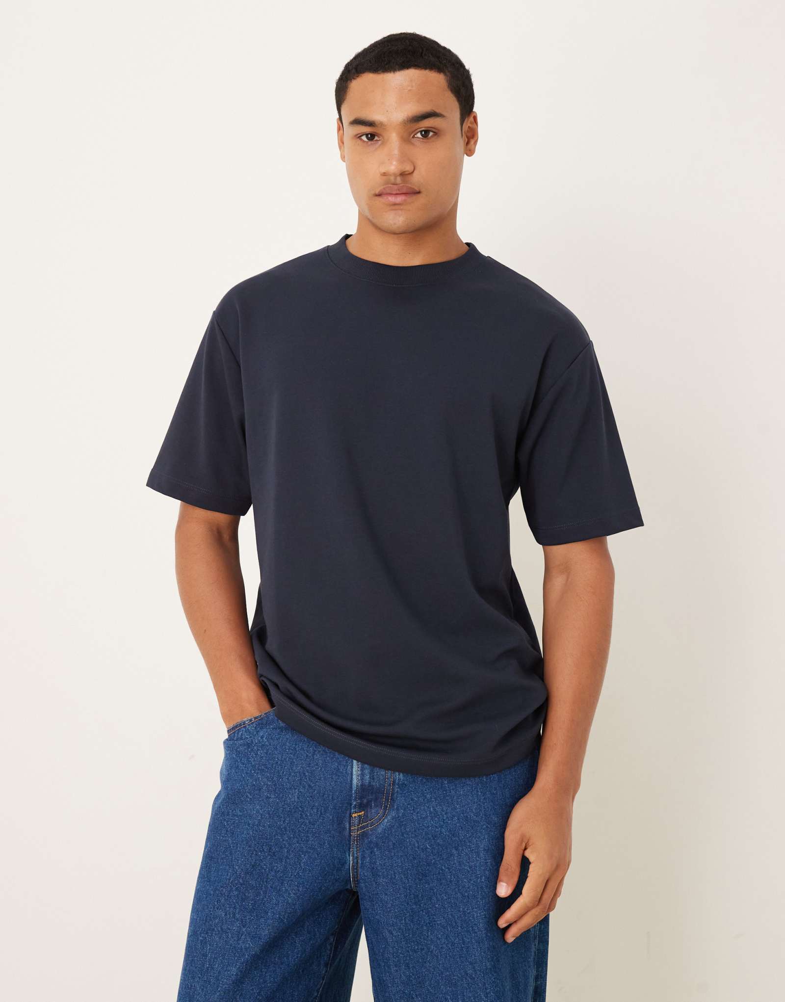 Футболка из хлопчатобумажной смеси ASOS DESIGN breatheMAX™ в супертяжелом весе темно-синего цвета