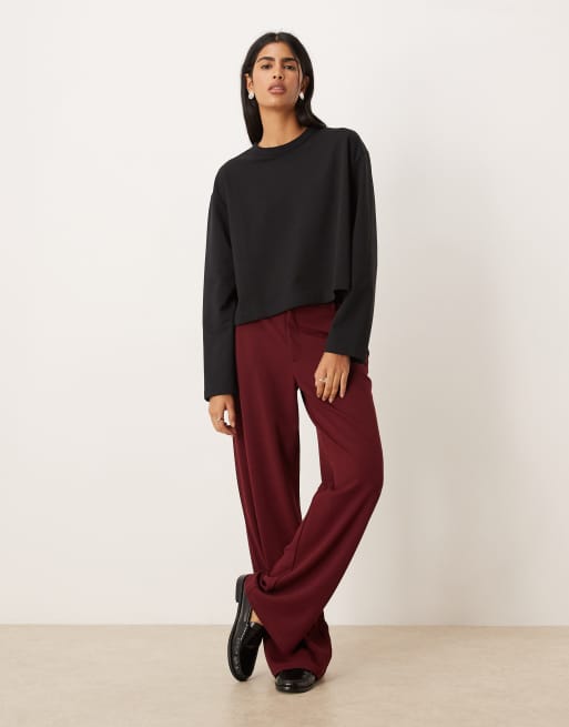 ASOS DESIGN – breatheMAX™ – Langärmliges, kastiges Cropped-T-Shirt in Schwarz, 2 von 4