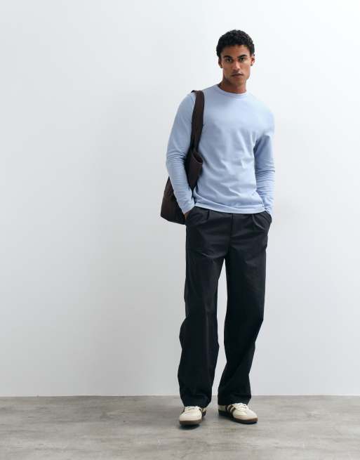 ASOS DESIGN breatheMAX™ Lite regular fit long sleeve t-shirt in blue pique , 2 of 5