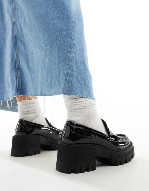 ASOS DESIGN - Brede Pasvorm - Script - Loafers met halfhoge hak en dikke zool in hoogglanzend zwart, 3 van 4