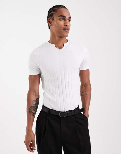 ASOS DESIGN – Breit geripptes T-Shirt in Weiß mit Einkerbung am Kragen und körperbetontem Schnitt - view 1