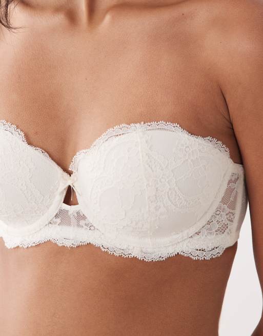 ASOS DESIGN Bridal Lola lace strapless underwire bra with detachable satin straps in ivory, 3 of 4