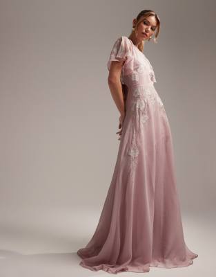 ASOS DESIGN Bridesmaid angel sleeve maxi dress with floral applique in rose-Pink